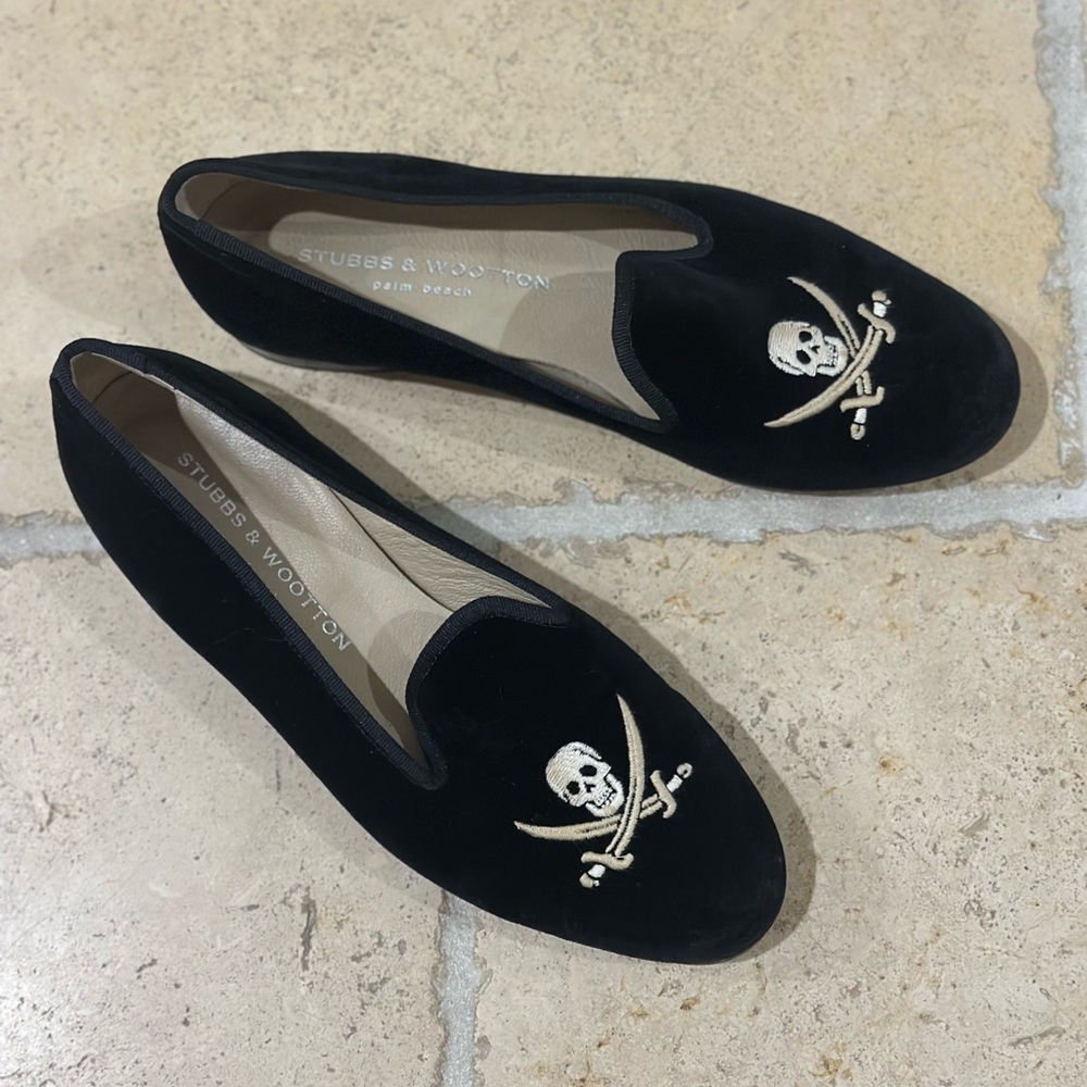Stubbs & Wootton Black Skull Embroidered Flats